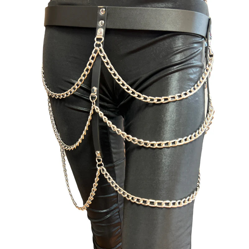 Funk Plus Hanging 3 Row Chain Belt