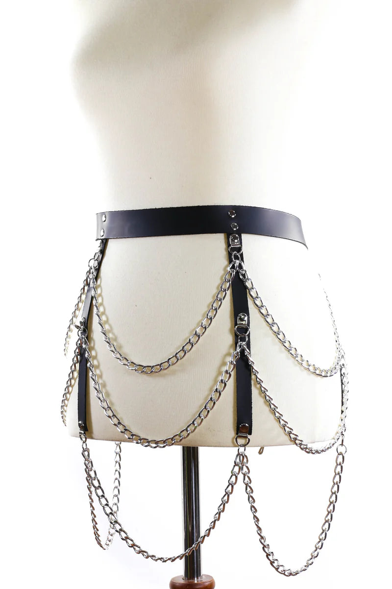 Funk Plus Hanging 3 Row Chain Belt