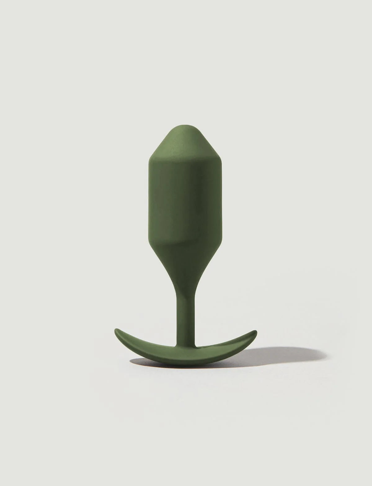 Size 4 army B-Vibe Snug Plug.