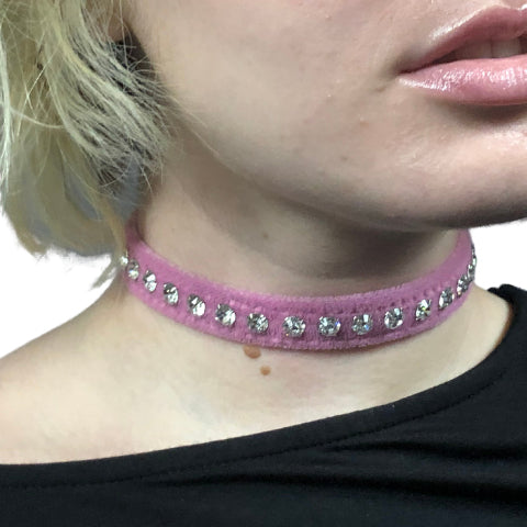 Model wears the pink velvet choker with clear rhinestones.