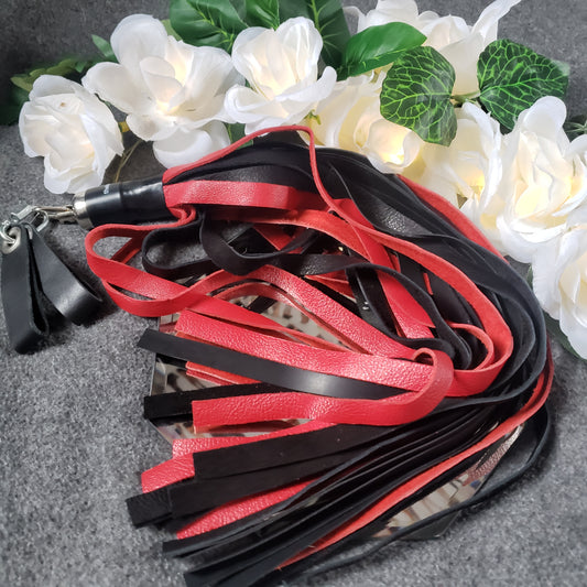 Combo sensation finger loop flogger leather rubber red black