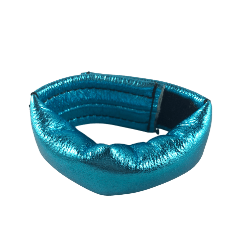 Metallic teal sap wrap, front.