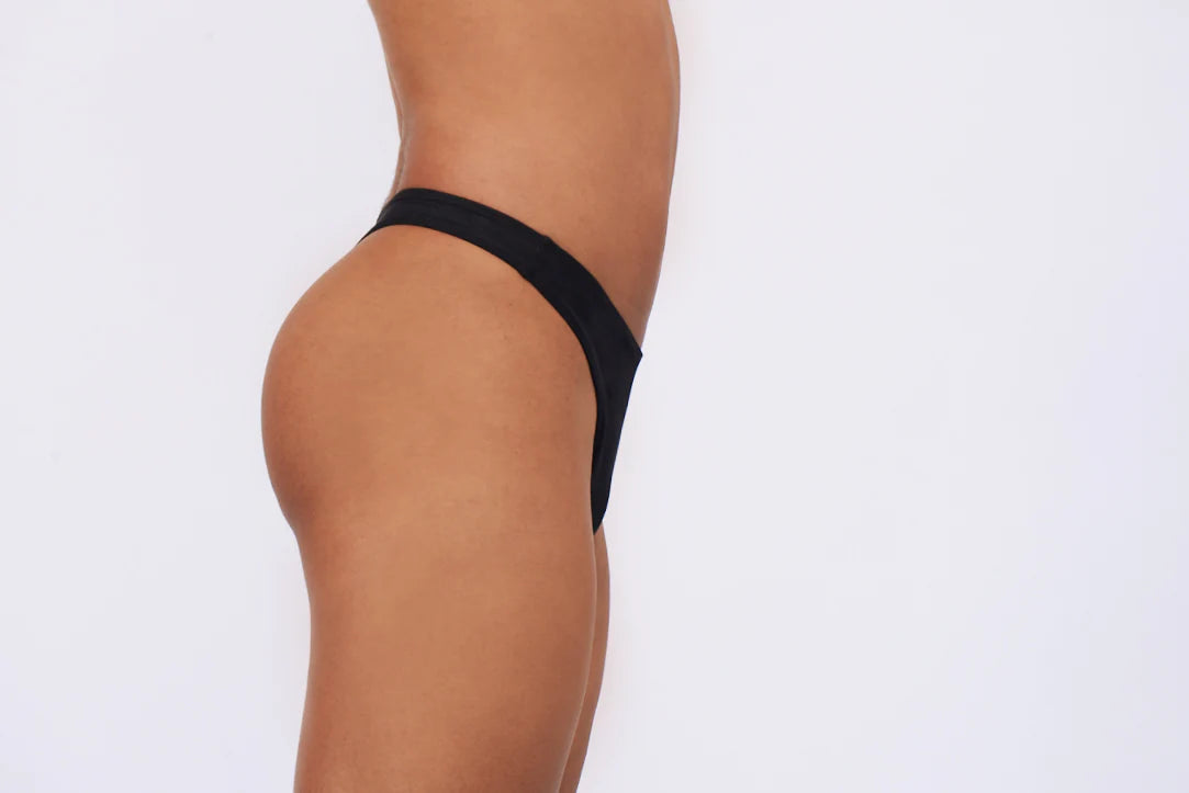 A model showing the right side of the Mesh Thong Gaff.