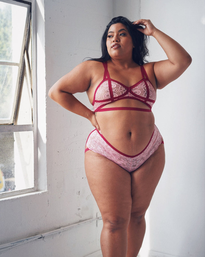 Model wearing the plus size raspberry fields Lace Vintage Soft Cup Bralette.