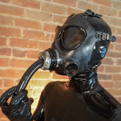 Kinkering Rubber Lambda blowjob Gas Mask