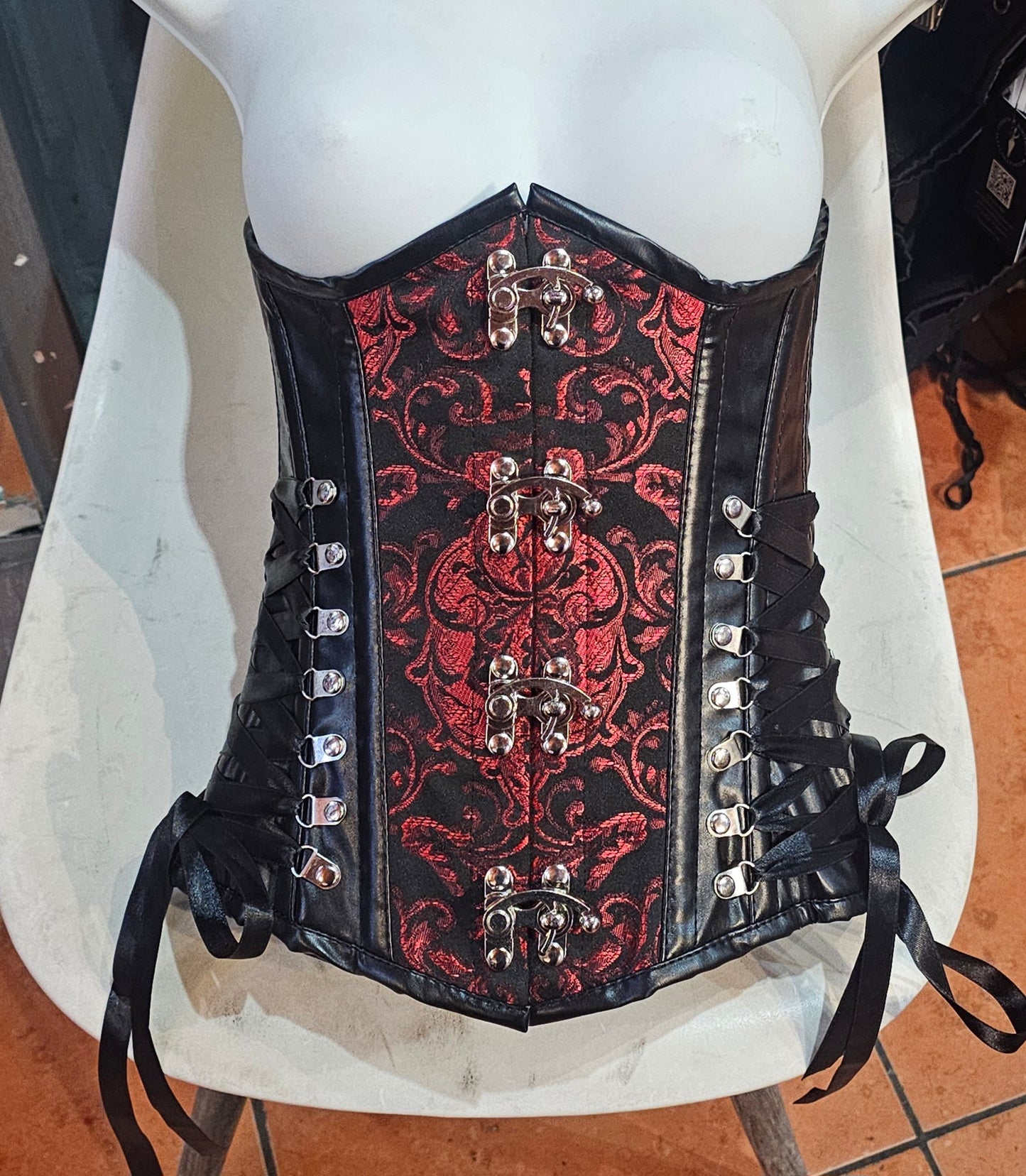 Gothic underbust