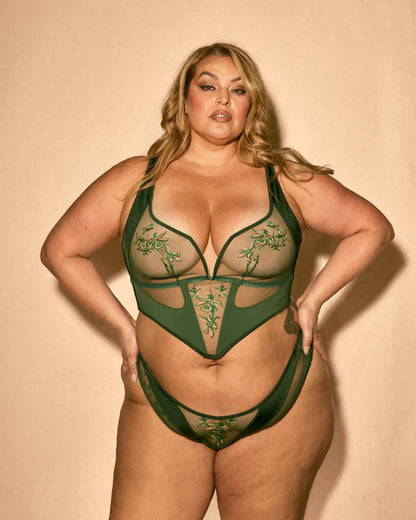 Thistle and Spire “Cyrene” Bodice