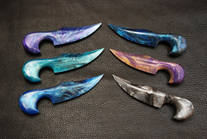Assorted Acrylic Knives