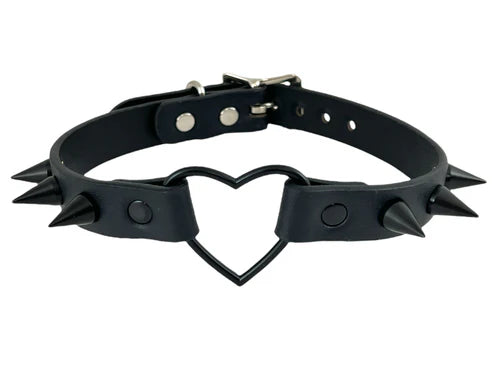 Heart Spike Collar