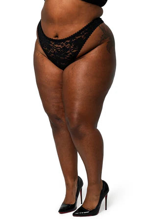Lenore Thong