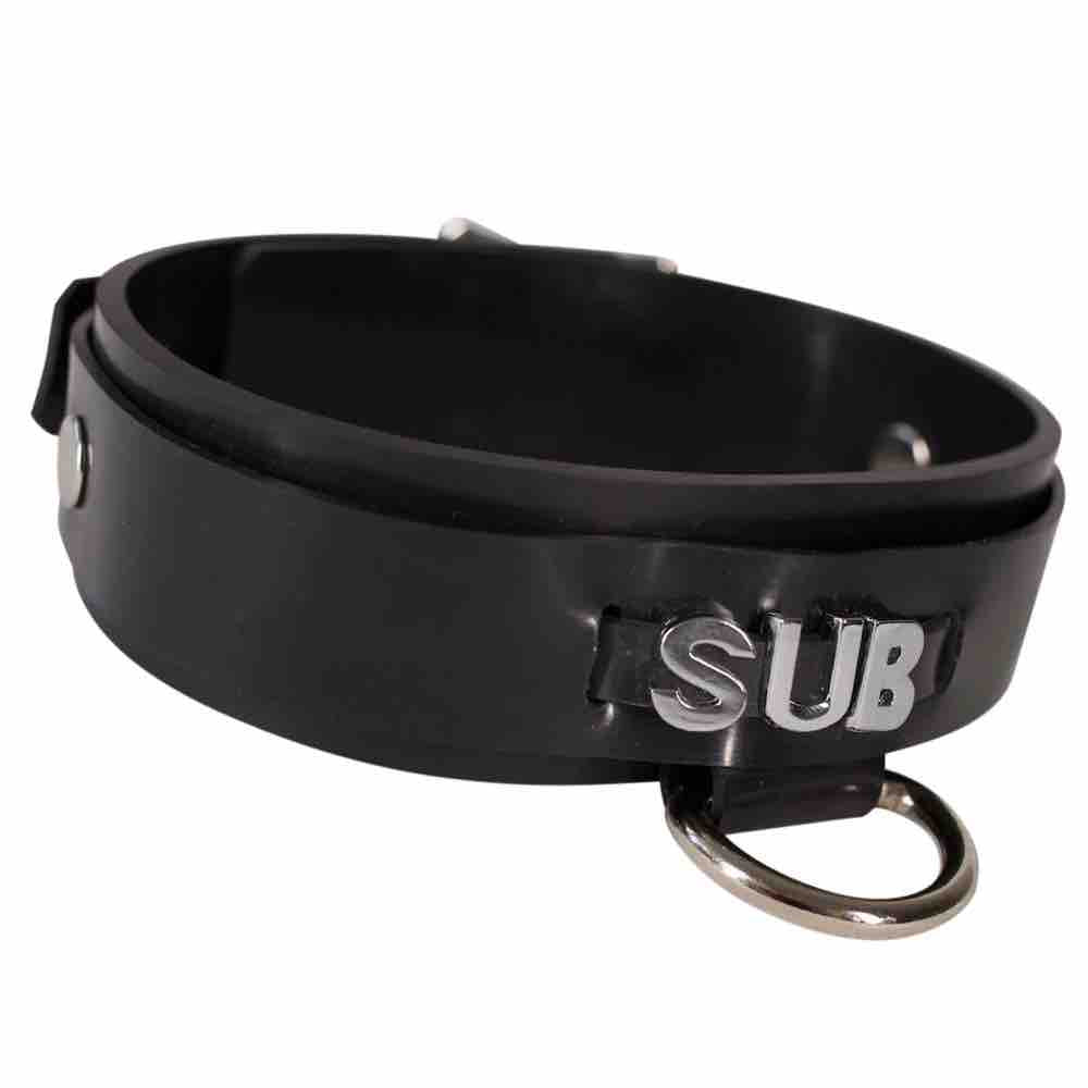 The front of the Heavy Rubber Customizable Word Snap Collar with the word SUB on it.