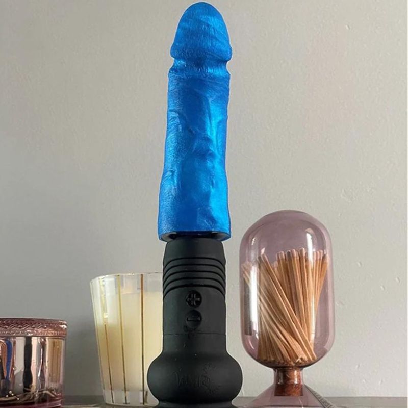 The Universal Thruster Mini with blue dildo on the top.