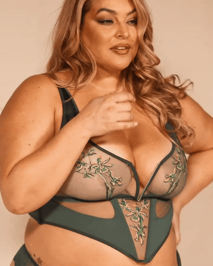 Thistle and Spire “Cyrene” Bodice