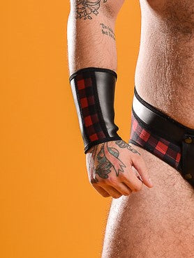 The red and black plaid Neoprene Gauntlet.