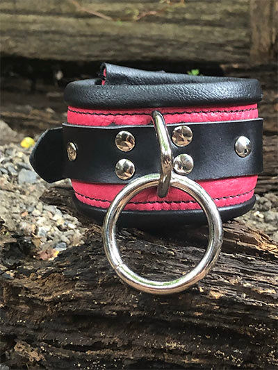 Pink rolled leather deluxe cuff with o-ring.