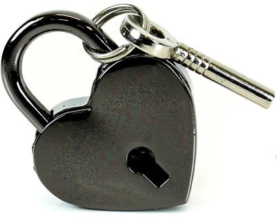 The black Large Heart Lock with one key.