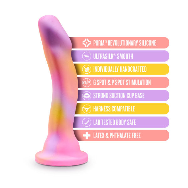 The Avant Suns Out Pink Dildo standing on its suction cup next to a graphic of its features.