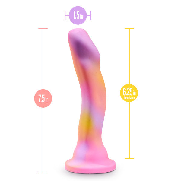 The size dimensions of the Avant Suns Out Pink Dildo; 7.5in by 6.25in by 1.5in
