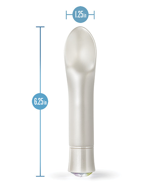 The size proportions of the Oh My Gem Bold Diamond Vibrator; 6.25inches by 1.25 inches.