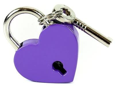 The purple Large Heart Lock with one key.