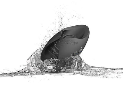 An illustration showing that the Pulse III Solo is waterproof.