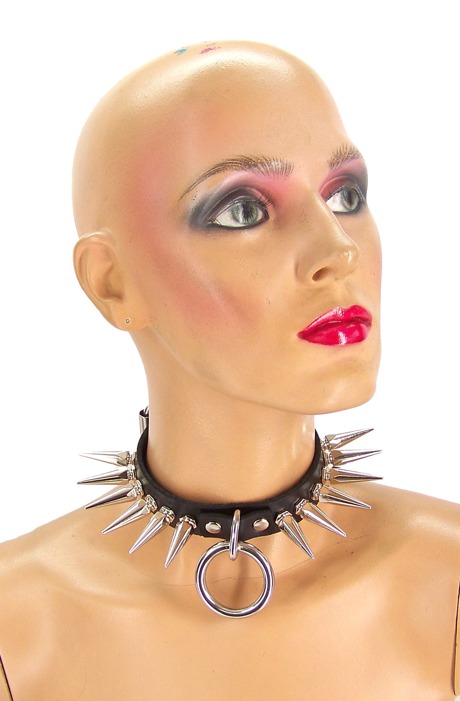 A mannequin displaying the front of the Bondage Collar with Large Spikes.