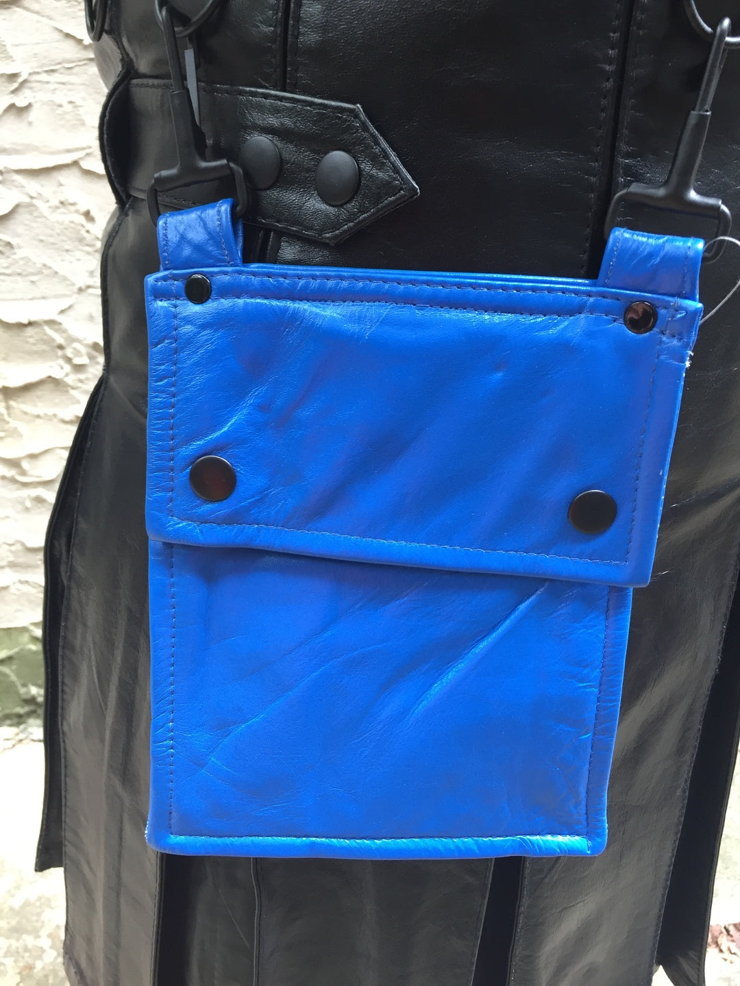 The blue Cowhide Detachable Pocket for Heritage Kilt.