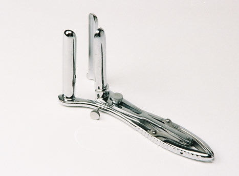 The Mathieu Anal Speculum with prongs open.