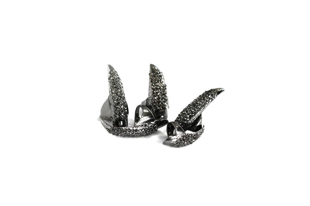 The black Bling Cat Claws.