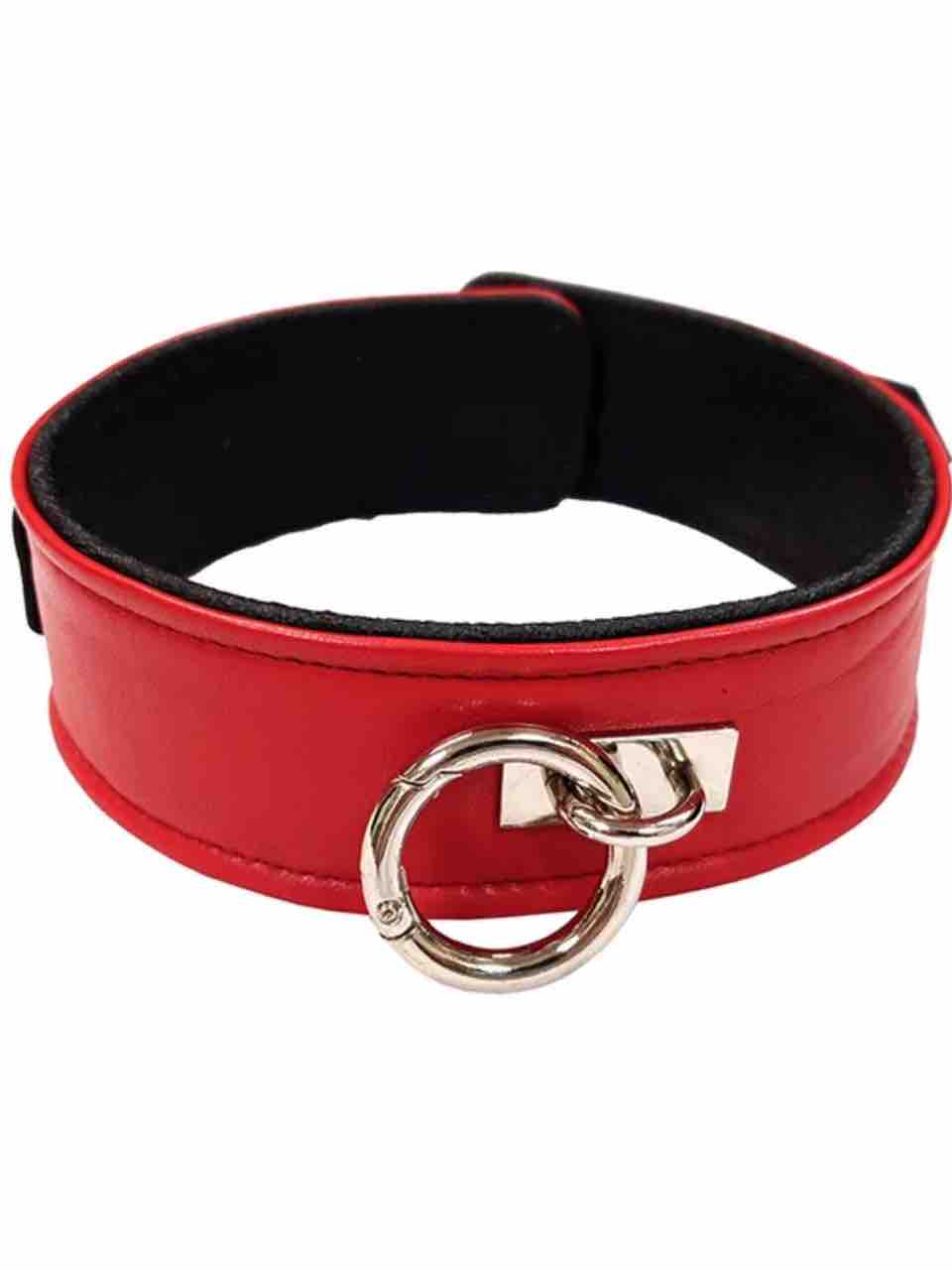 The red Rouge Leather Collar with detachable o-ring 